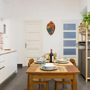 luxury-coa-apartment.palermohotels.org/